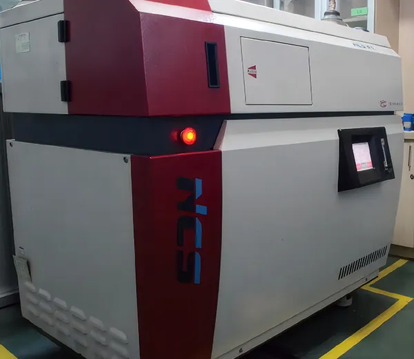 Espectrómetro de emisión óptica (OES)